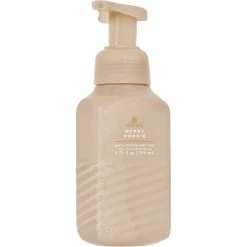 Best Sale ✨ Bath & Body Works Holiday Swirl Tooled Foaming Soap Merry Cookie 🧨